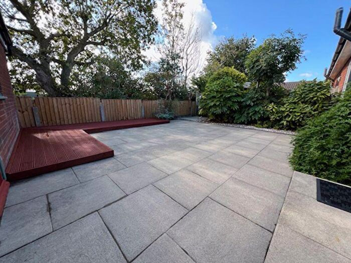 2 Bedroom Semi-Detached Bungalow For Sale In Wilson Close, Tarleton. Preston, PR4