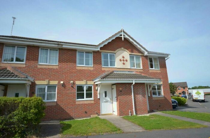 2 Bedroom Town House To Rent In Oakfields Grove, Spondon, Derby, DE21