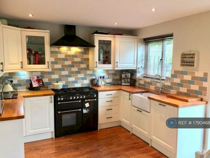 4 Bedroom Terraced House To Rent In The Masons, Barnsley, S75