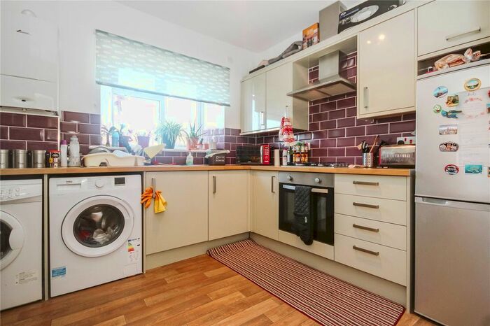 2 Bedroom Maisonette To Rent In Beaufort Road, Redfield, Bristol, BS5
