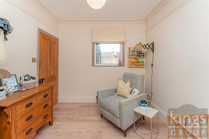 2 Bedroom Terraced House For Sale In Hewish Road, Edmonton, N18