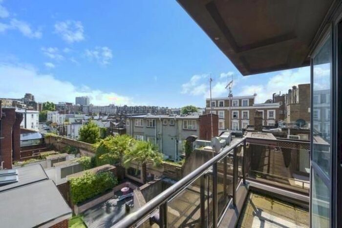 2 Bedroom Flat To Rent In Earls Court Road, London, SW5