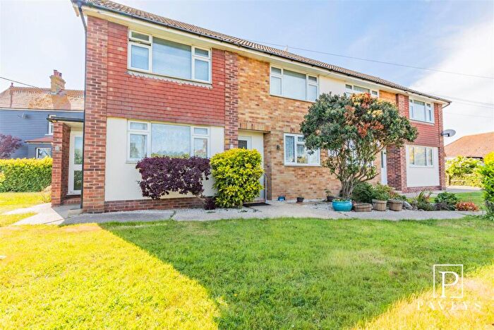 2 Bedroom Flat For Sale In Willow Avenue, Kirby Cross, Frinton-On-Sea, CO13