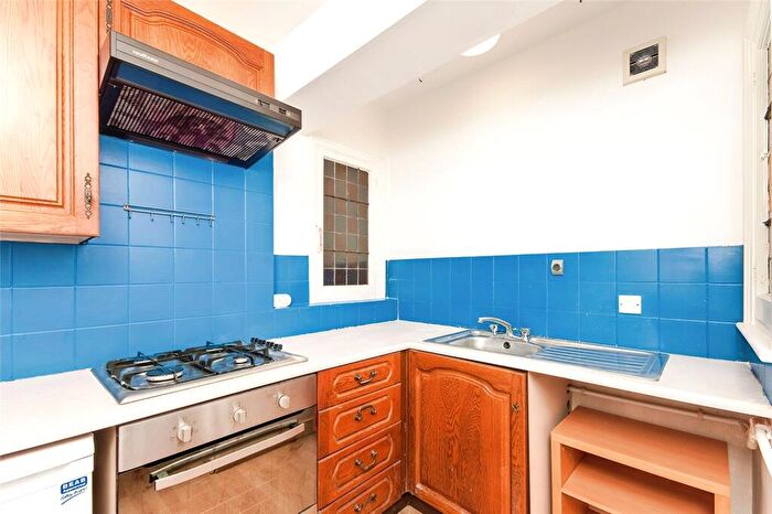 1 Bedroom Flat To Rent In Sackville Road, Hove, East Sussex, BN3