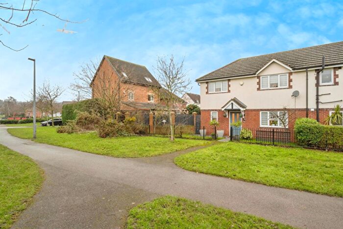 2 Bedroom Semi-Detached House For Sale In Cygnet Close, Brampton Bierlow, Rotherham, S63