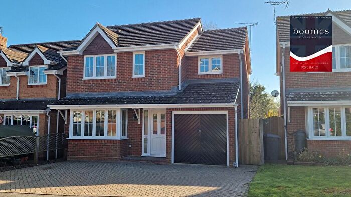 4 Bedroom Detached House For Sale In Weyhill Gardens, SP11