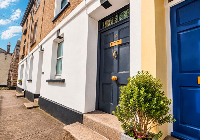 2 Bedroom Terraced House For Sale In North Street, Lostwithiel, Cornwall, PL22