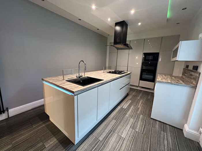 3 Bedroom Terraced House To Rent In Windsor Road, Manchester, M43