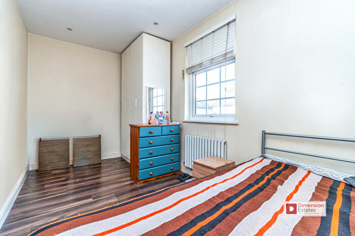 4 Bedroom Terraced House To Rent In Manchester Grove, London, E14