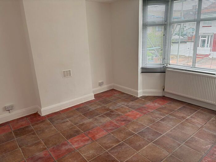 4 Bedroom Terraced House To Rent In Selworthy Road, London, SE26