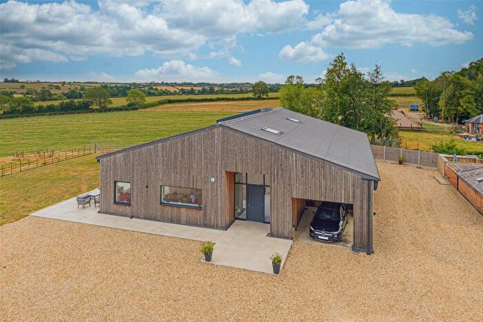4 Bedroom Barn Conversion For Sale In Stapleford Road, Leesthorpe, Melton Mowbray, LE14