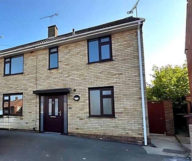 3 Bedroom Semi-Detached House To Rent In Rolvenden Avenue, Gillingham, ME8