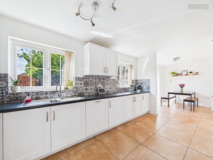 4 Bedroom Detached House For Sale In Ashville Road, Hampton Hargate, Peterborough, PE7