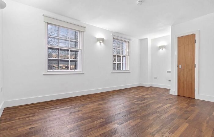 2 Bedroom Flat To Rent In St. John Street, London, EC1V