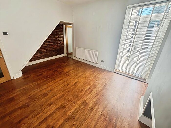 3 Bedroom Terraced House For Sale In Van Road, Caerphilly, CF83