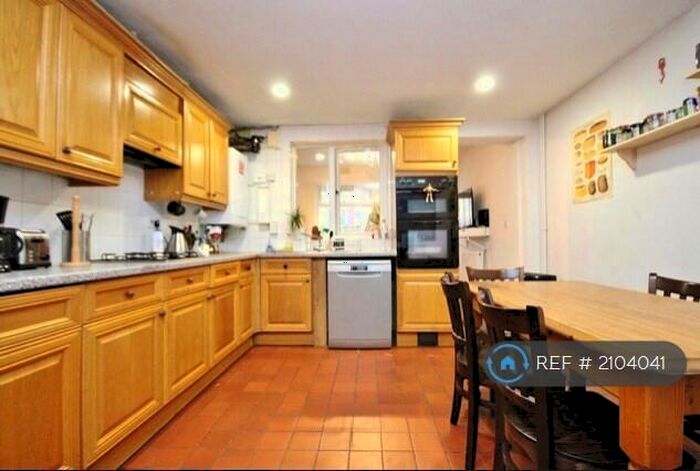 4 Bedroom Terraced House To Rent In Monthope Road, London, E1