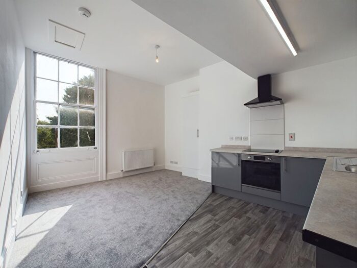 1 Bedroom Flat To Rent In Beverley Road, Hull, Yorkshire, HU3