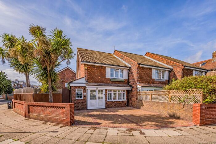4 Bedroom End Of Terrace House For Sale In Wilson Grove, Southsea, Hampshire, PO5