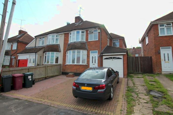 3 Bedroom Semi-Detached House To Rent In Rydal Avenue, Tilehurst, Reading, RG30