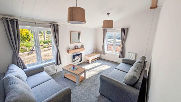 2 Bedroom Mobile/park Home For Sale In Tedstone Wafre, Bromyard, HR7