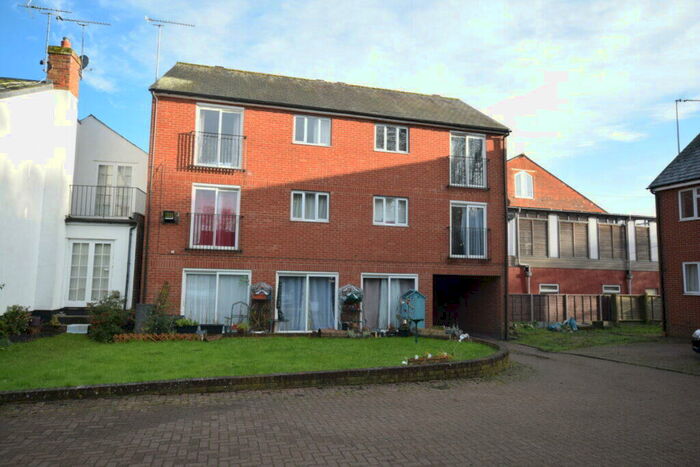 Studio To Rent In Silver Street, Stansted Mountfitchet., CM24