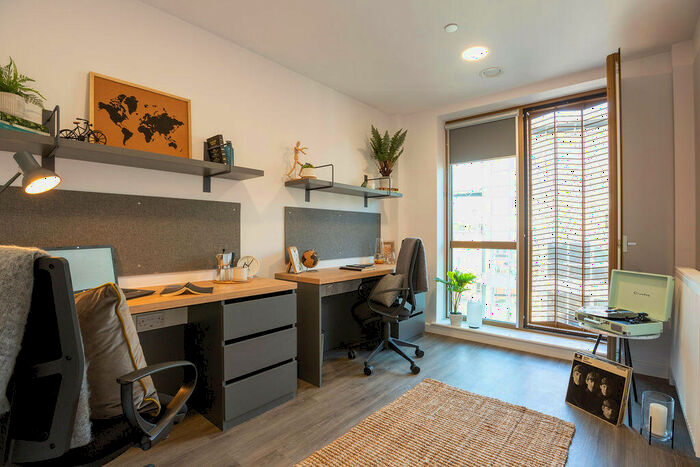 1 Bedroom House To Rent In Perth Road, London, IG2