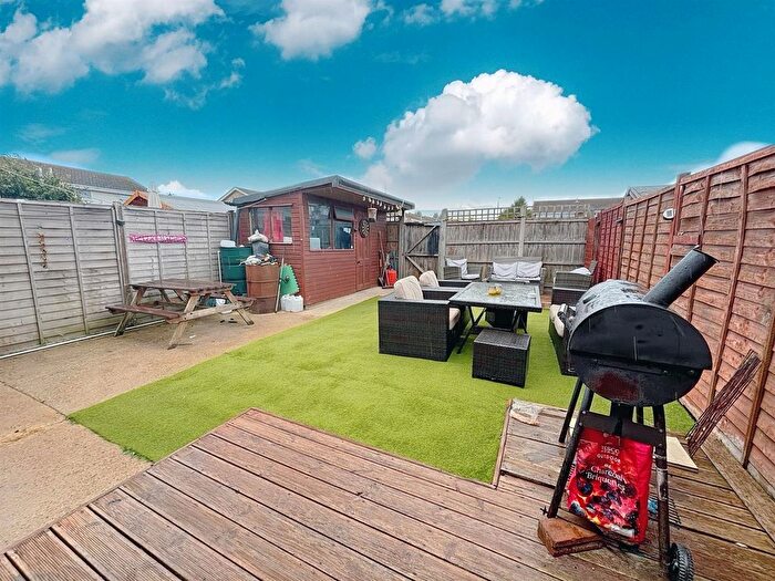 4 Bedroom Semi-Detached House For Sale In Coronation Avenue, East Tilbury, RM18