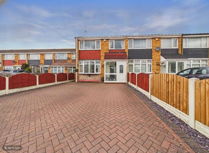 3 Bedroom End Of Terrace House For Sale In Turnhouse Road, Castle Vale, B35