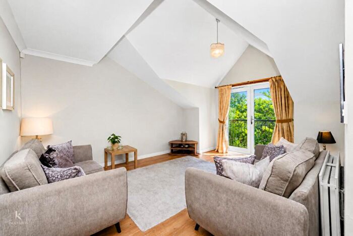 2 Bedroom Flat For Sale In Grange Park Way, Haslingden, Rossendale, BB4