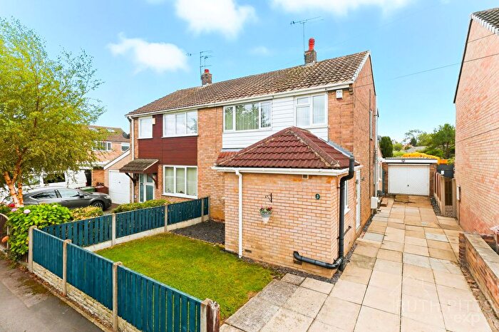 3 Bedroom Semi-Detached House For Sale In Beacon View, South Kirby, WF9