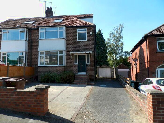 Houses for sale in Vesper Walk, LS5, West Yorkshire