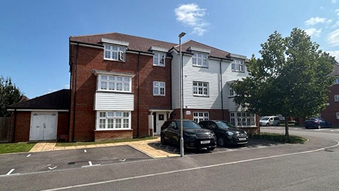 1 Bedroom Flat For Sale In Cascade Close, Marden, Tonbridge, TN12