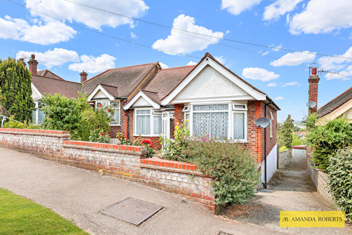2 Bedroom Semi-Detached Bungalow For Sale In Mount Echo Drive, Chingford, Waltham Forest, E4