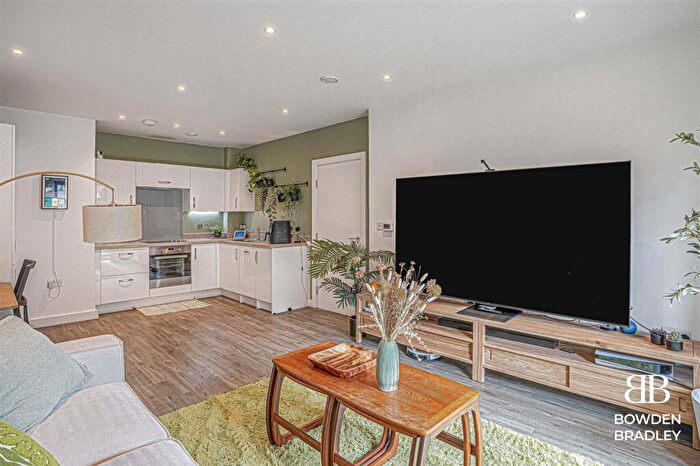 1 Bedroom Flat For Sale In Roden Street, Atkins House, IG1