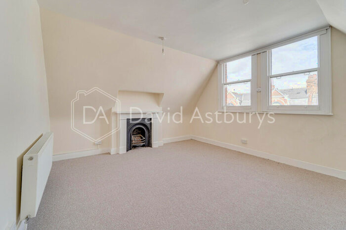 3 Bedroom Apartment To Rent In The Broadway, Crouch End, London, N8