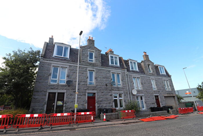 1 Bedroom Flat To Rent In E Ashgrove Road, Top Floor Right, Aberdeen, AB25