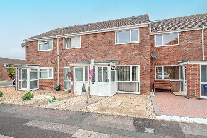 2 Bedroom Terraced House For Sale In Princes Drive, Weymouth, DT4