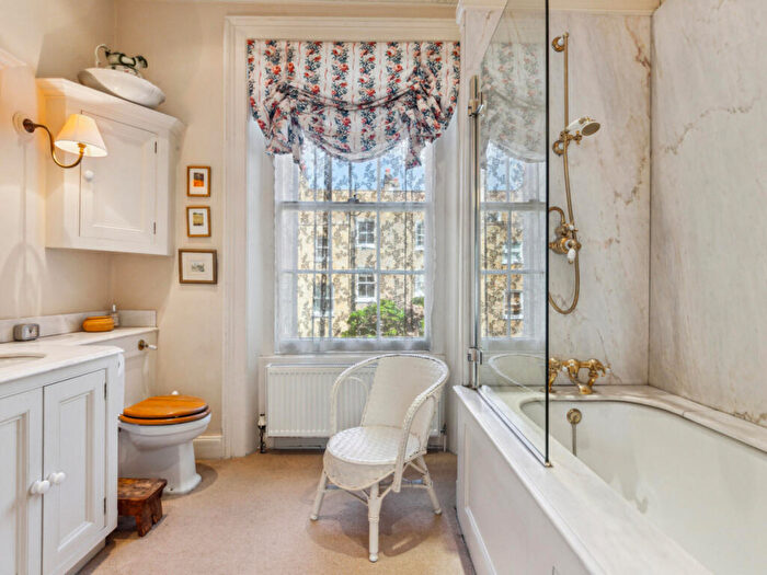 5 Bedroom Terraced House For Sale In Kings Road, London, SW10