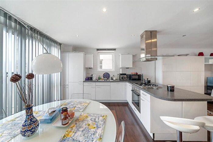 2 Bedroom Flat To Rent In Espirit House, Putney, London, SW15