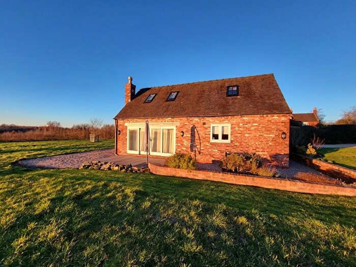 1 Bedroom Cottage To Rent In Bank House Farm, Woodhouses, Burton-on-Trent, DE13