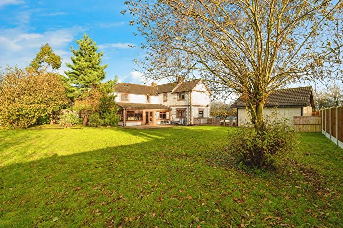 5 Bedroom Detached House For Sale In Reeves Terrace, Norwich Road, Long Stratton, Norwich, NR15