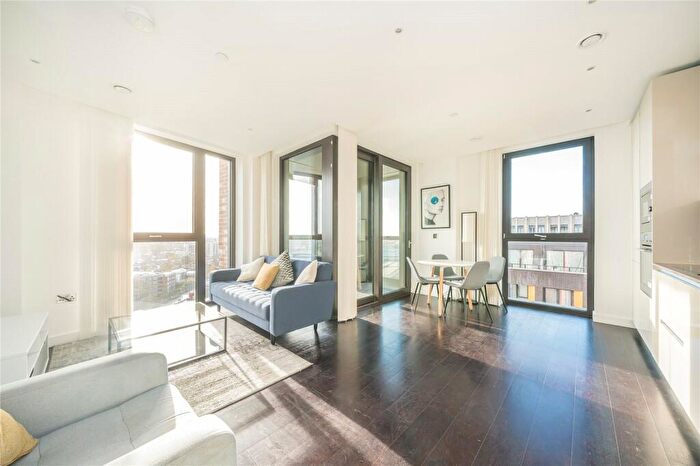 2 Bedroom Apartment To Rent In Madeira Tower, Pontoon Road, London, SW11