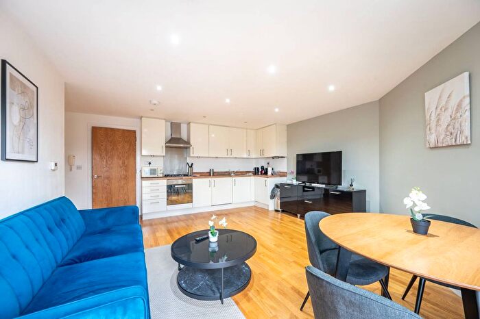 2 Bedroom Flat To Rent In Brook Avenue, Wembley Park, Wembley, HA9