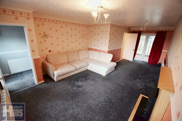 3 Bedroom Terraced House To Rent In Limpsfield Road, Sheffield, S9