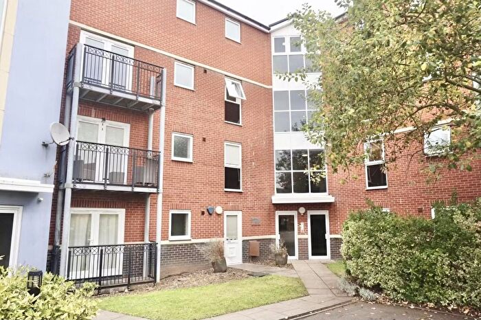 2 Bedroom Flat To Rent In Kinsey Road, Edgbaston, Birmingham, B66