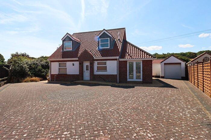 3 Bedroom Detached Bungalow For Sale In Gap Crescent, Filey, YO14