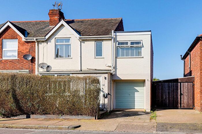 4 Bedroom Semi Detached House For Sale In Spinney Road, Long Eaton, NG10