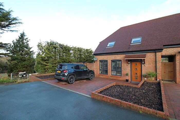 3 Bedroom Terraced House To Rent In North Park Terrace, Knowle, Fareham, PO17