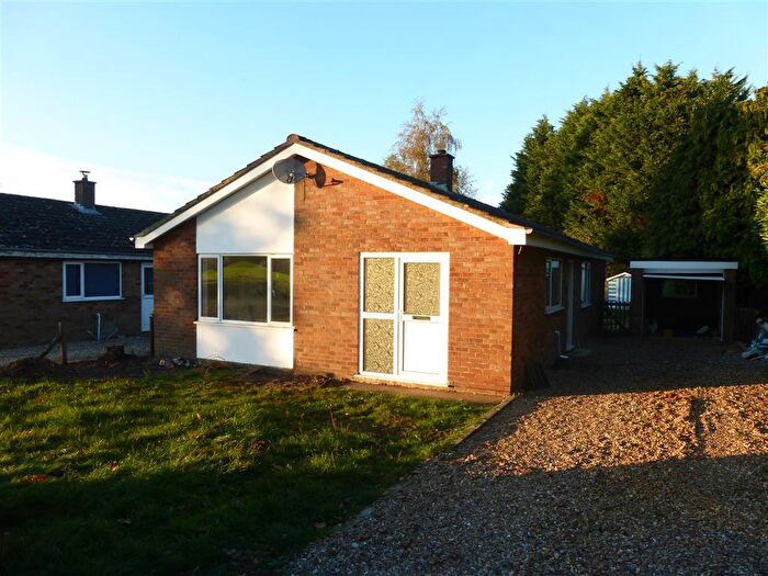 3 Bedroom Bungalow To Rent In Hale Road, Bradenham, Thetford, IP25