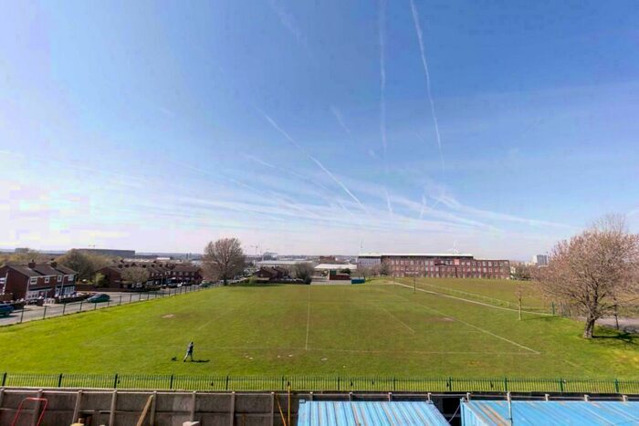 2 Bedroom Apartment To Rent In City Residence, Liverpool, Merseyside, L5